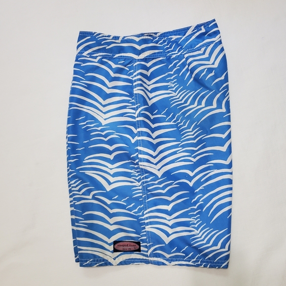 Vineyard Vines Board Shorts - Picture 4 of 6